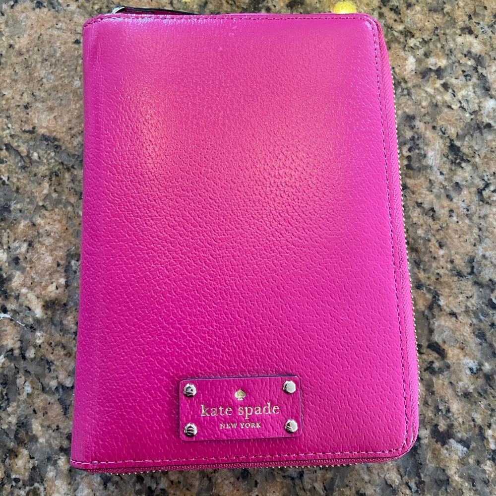 Kate Spade Wellesley Zip Around Leather Planner